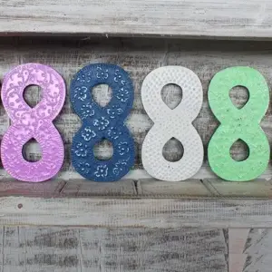 Number “8” – Assorted Colours – 15cm | www.artisangoods.co.uk 3