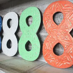 Number “8” – Assorted Colours – 15cm | www.artisangoods.co.uk 4