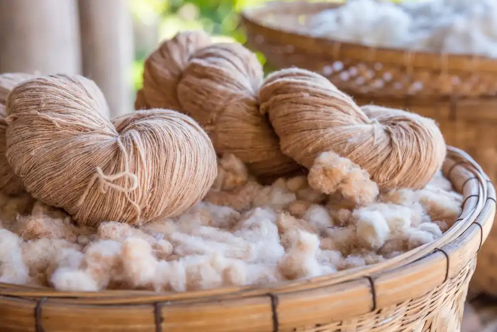The Benefits of Natural Fabrics in Ethical Clothing