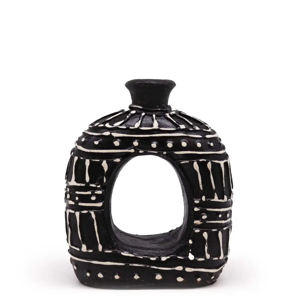 Oval Donut Shaped Vase – Chocolate 18cm | www.artisangoods.co.uk 3 Oval Donut Shaped Vase – Chocolate 18cm | www.artisangoods.co.uk 3