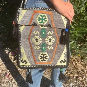Pale Grey Kilim Messenger Festival Bag | www.artisangoods.co.uk 2