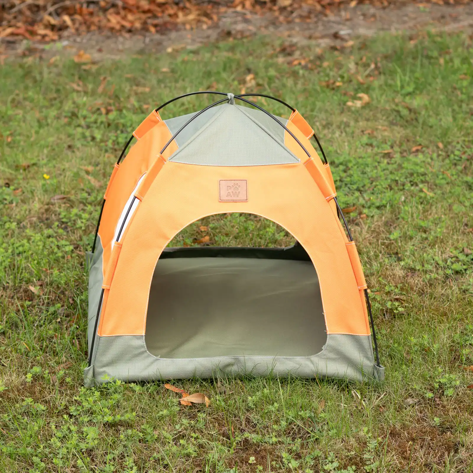 PAW Bed – Green & Orange Tent – 48 × 48 × 40cm