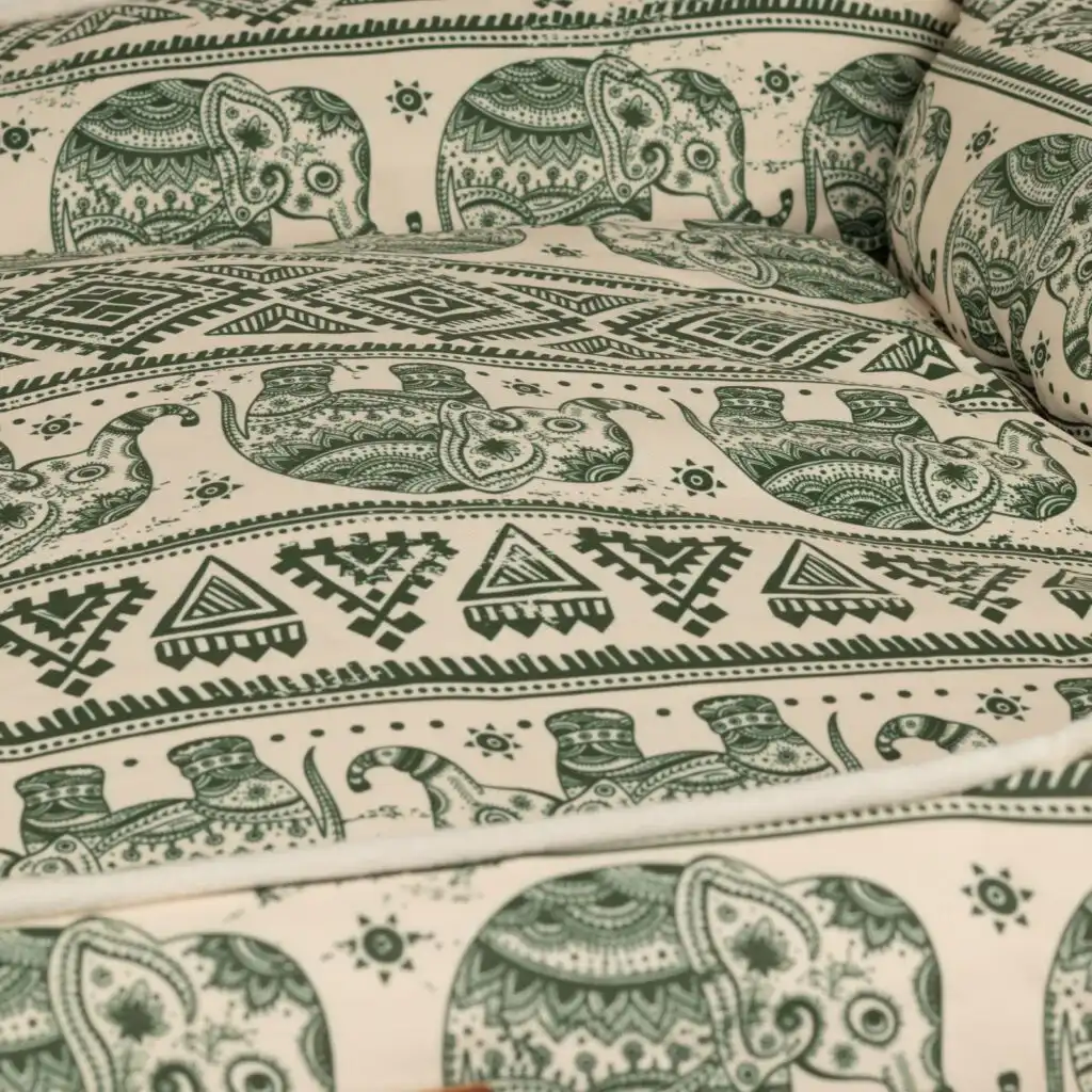 PAW Bed – Lucky Elephant – Green – 60 × 50 × 14cm