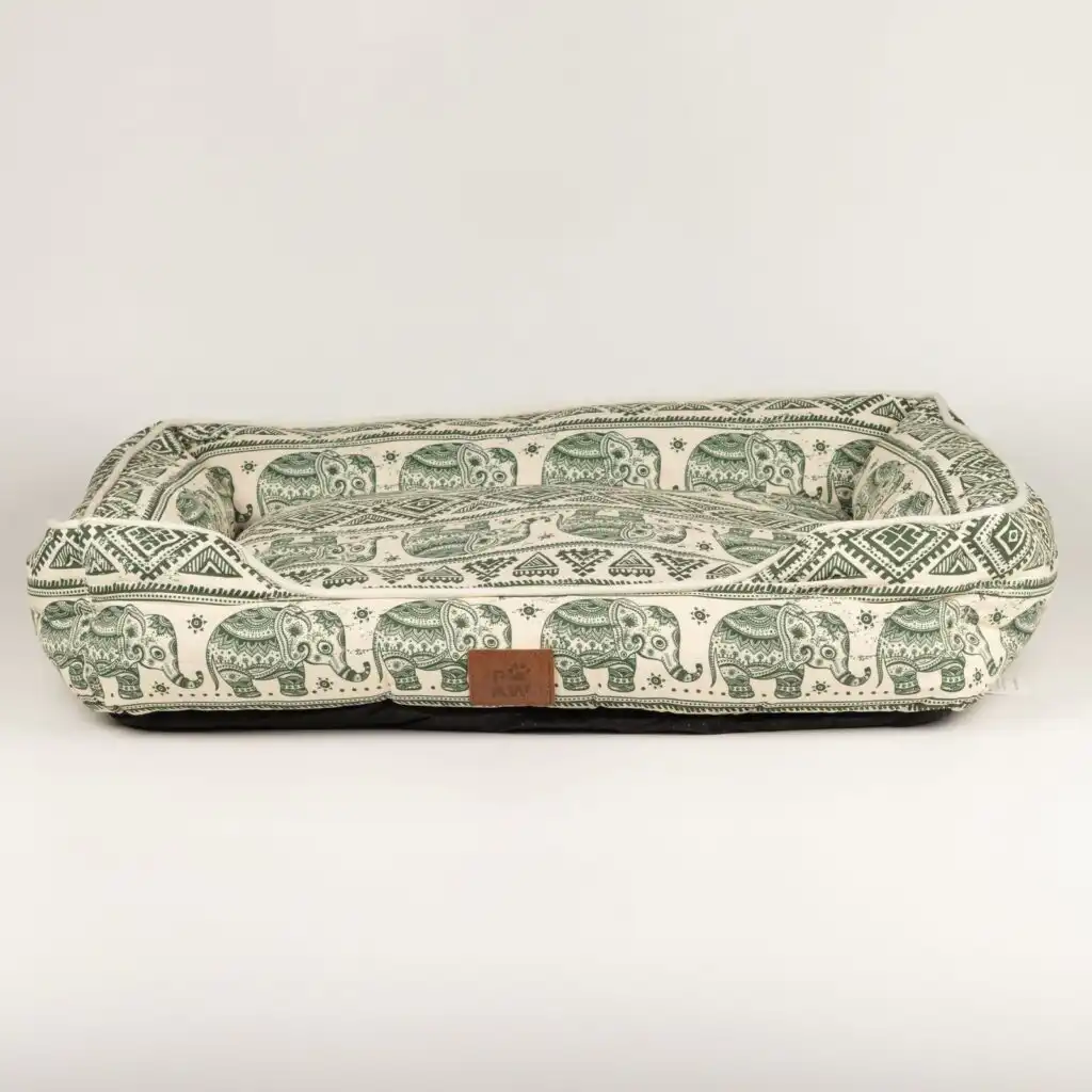 PAW Bed – Lucky Elephant – Green – 60 × 50 × 14cm