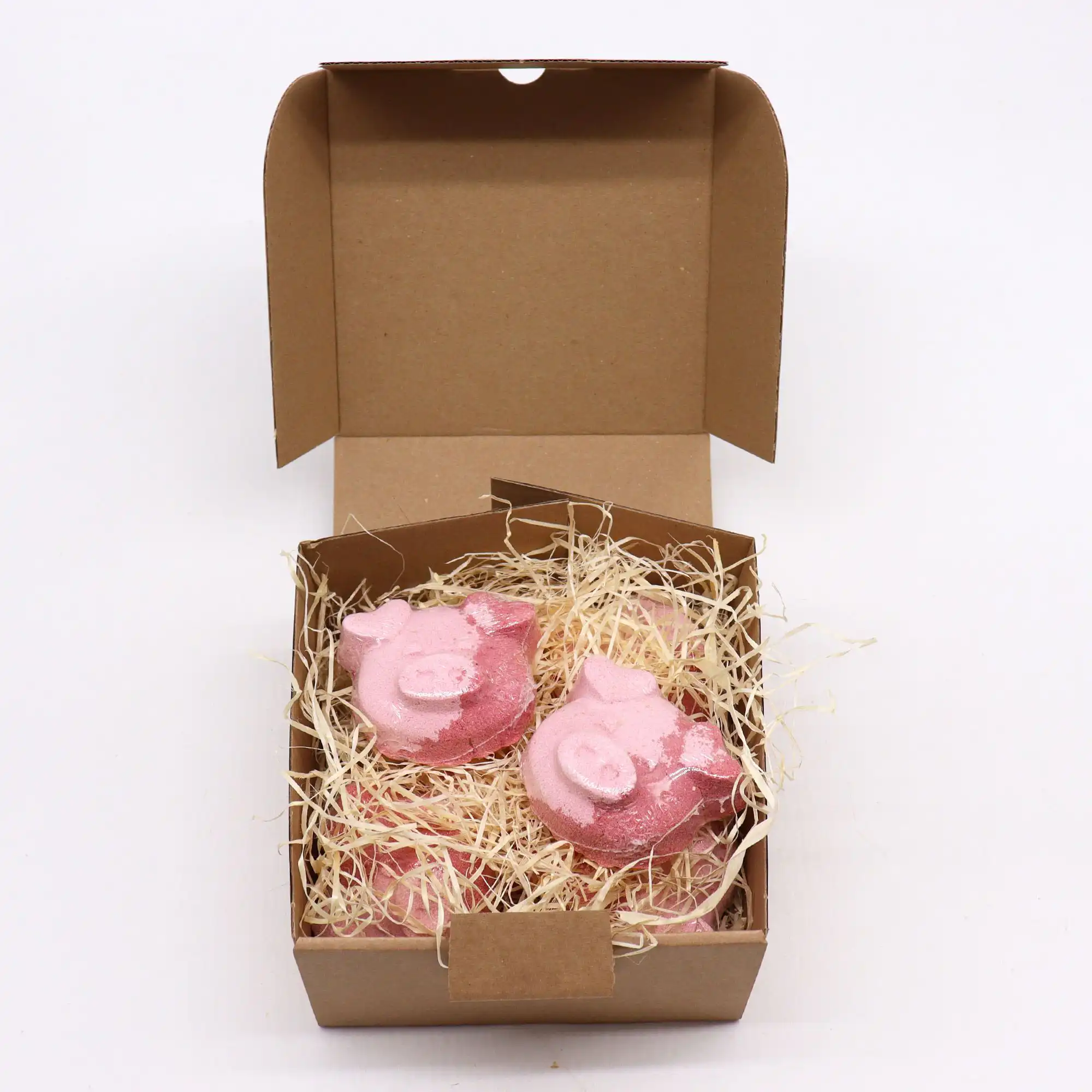 Pig Bathbomb 70g | www.artisangoods.co.uk 5 Pig Bathbomb 70g | www.artisangoods.co.uk 4
