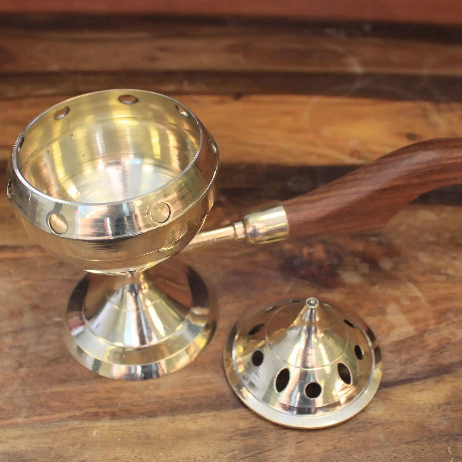 Plain Censer Burner | www.artisangoods.co.uk 6 Plain Censer Burner | www.artisangoods.co.uk 5