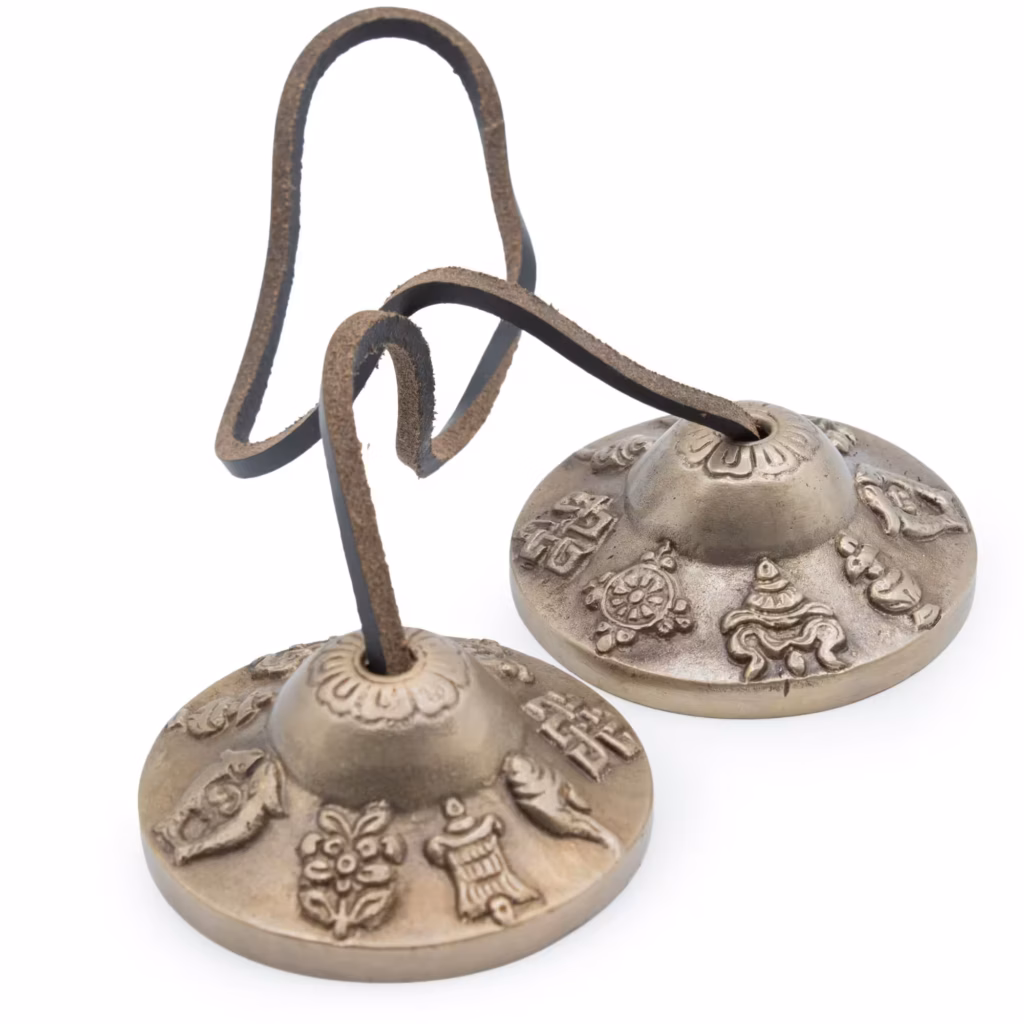 Premium Brass Tibetan Tingsha – Lucky Symbols – approx 6cm (155gm) | www.artisangoods.co.uk 3 Premium Brass Tibetan Tingsha – Lucky Symbols – approx 6cm (155gm) | www.artisangoods.co.uk 3