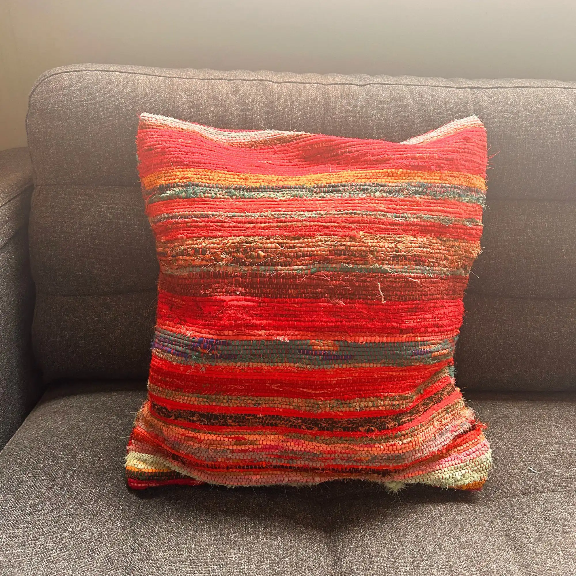 Rag Rug Cushion Covers – Rich Reds | www.artisangoods.co.uk 4 Rag Rug Cushion Covers – Rich Reds | www.artisangoods.co.uk 3