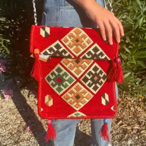 Red Kilim Messenger Festival Bag | www.artisangoods.co.uk 2