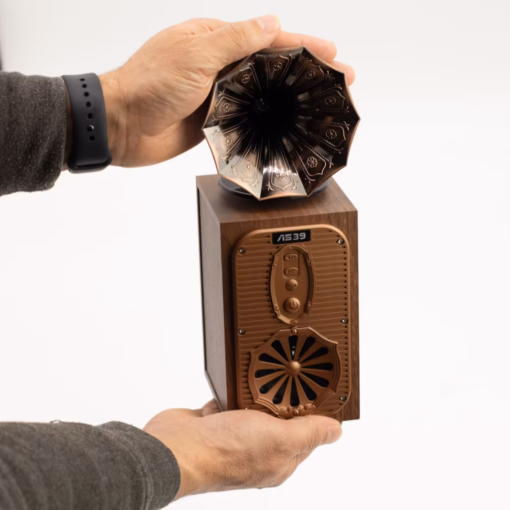 Retro Tall Gramophone Speaker (Extra Loud) – Bluetooth – 8 watt | www.artisangoods.co.uk