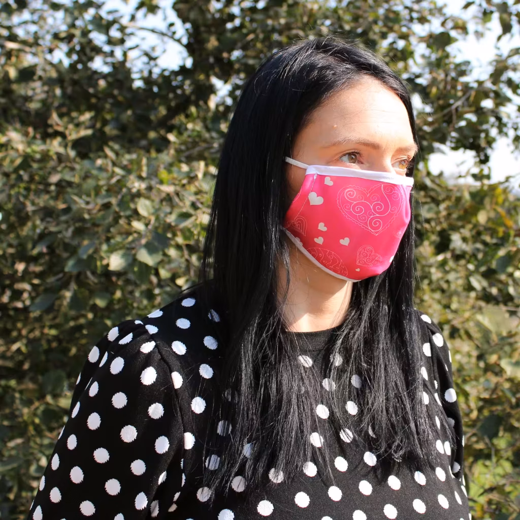 Reusable Fashion Face Covering – Pink Hearts (Adult) | www.artisangoods.co.uk
