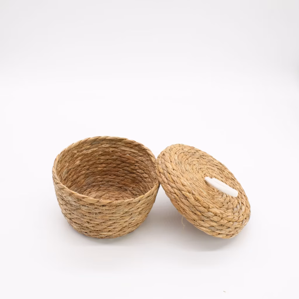 Seagrass & Cotton Round Baskets with Lids – Natural – Set of 3 | www.artisangoods.co.uk 4 Seagrass & Cotton Round Baskets with Lids – Natural – Set of 3 | www.artisangoods.co.uk 4