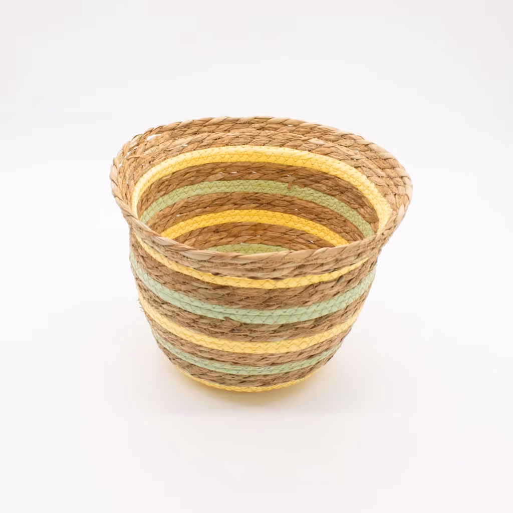 Seagrass & Straw Vase Shaped Baskets – Natural Yellow & Green – Set of 3 | www.artisangoods.co.uk 8 Seagrass & Straw Vase Shaped Baskets – Natural Yellow & Green – Set of 3 | www.artisangoods.co.uk 8