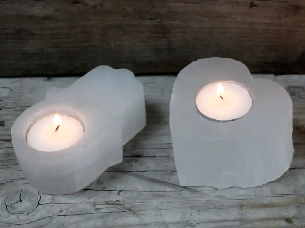 Selenite Hamsa Candle Holder | www.artisangoods.co.uk 3 Selenite Hamsa Candle Holder | www.artisangoods.co.uk 3