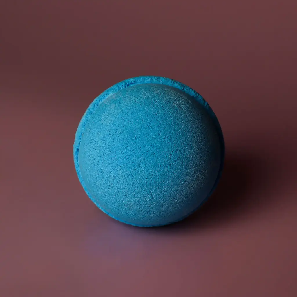 Set of 3 Blueberry Bath Bombs | www.artisangoods.co.uk 3
