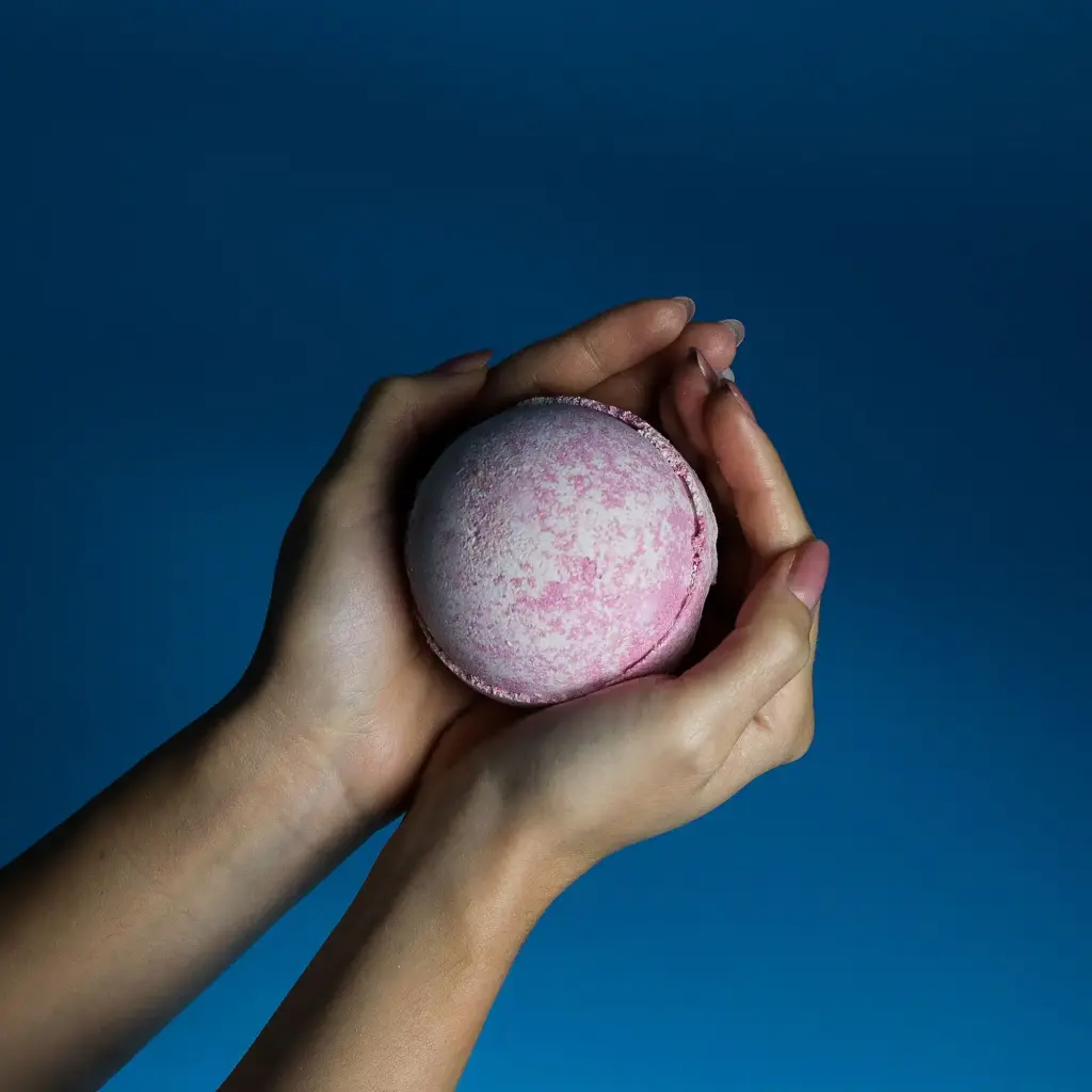 Set of 3 Party Girl Bath Bombs | www.artisangoods.co.uk 2