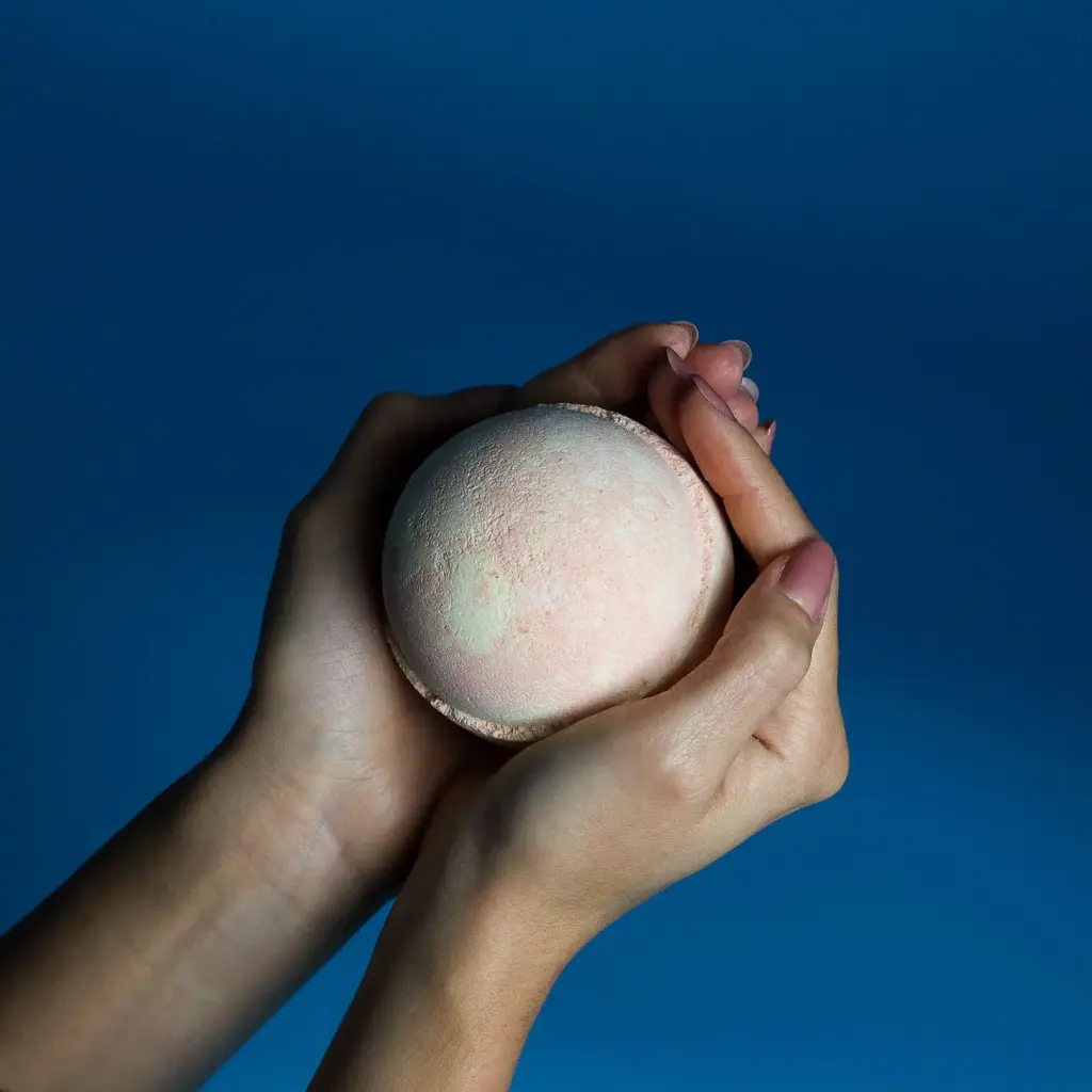 Set of 3 Peach Sangria Bath Bombs | www.artisangoods.co.uk 2 Set of 3 Peach Sangria Bath Bombs | www.artisangoods.co.uk 2