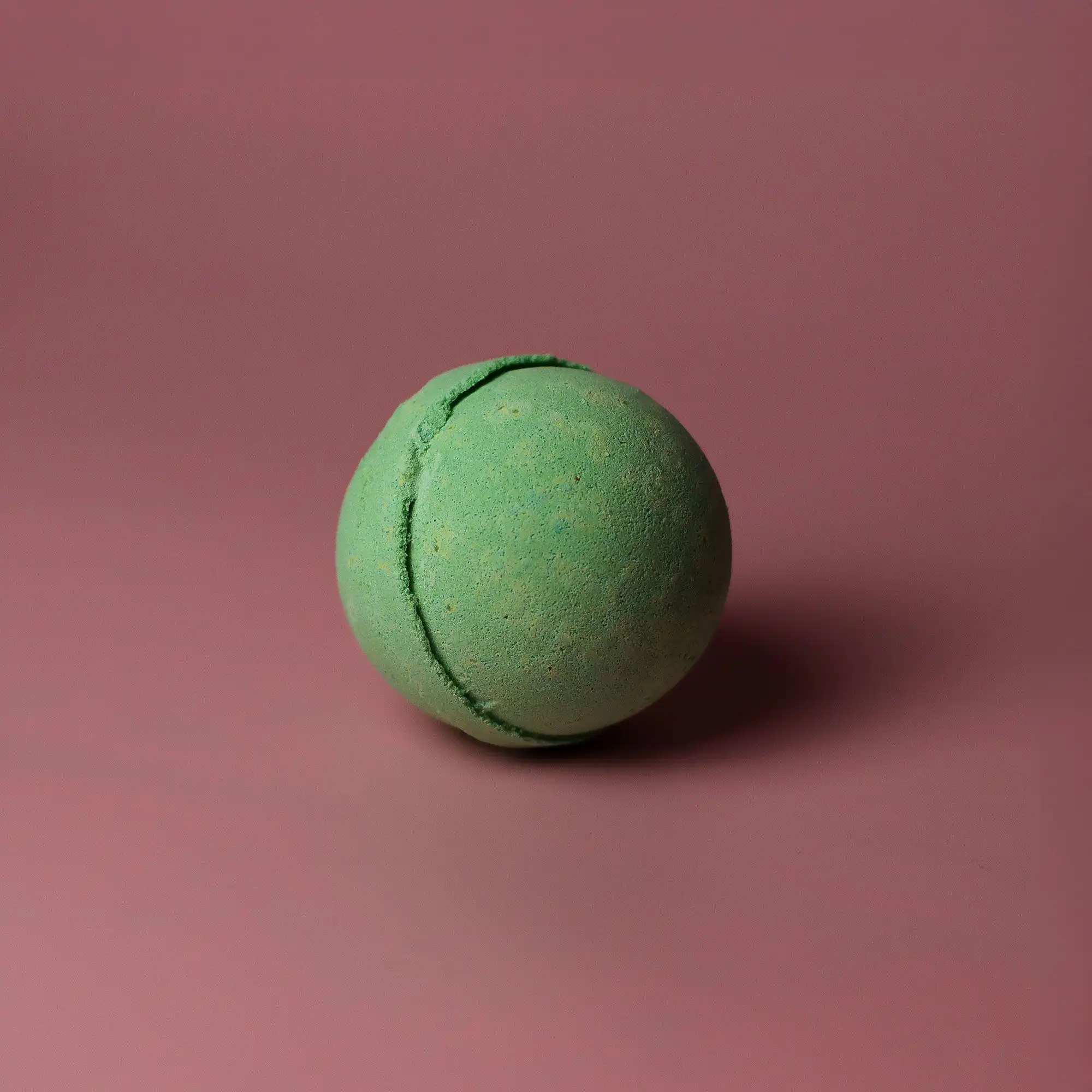 Set of 3 Peppermint & Tea Tree Bath Bombs | www.artisangoods.co.uk 2 Set of 3 Peppermint & Tea Tree Bath Bombs