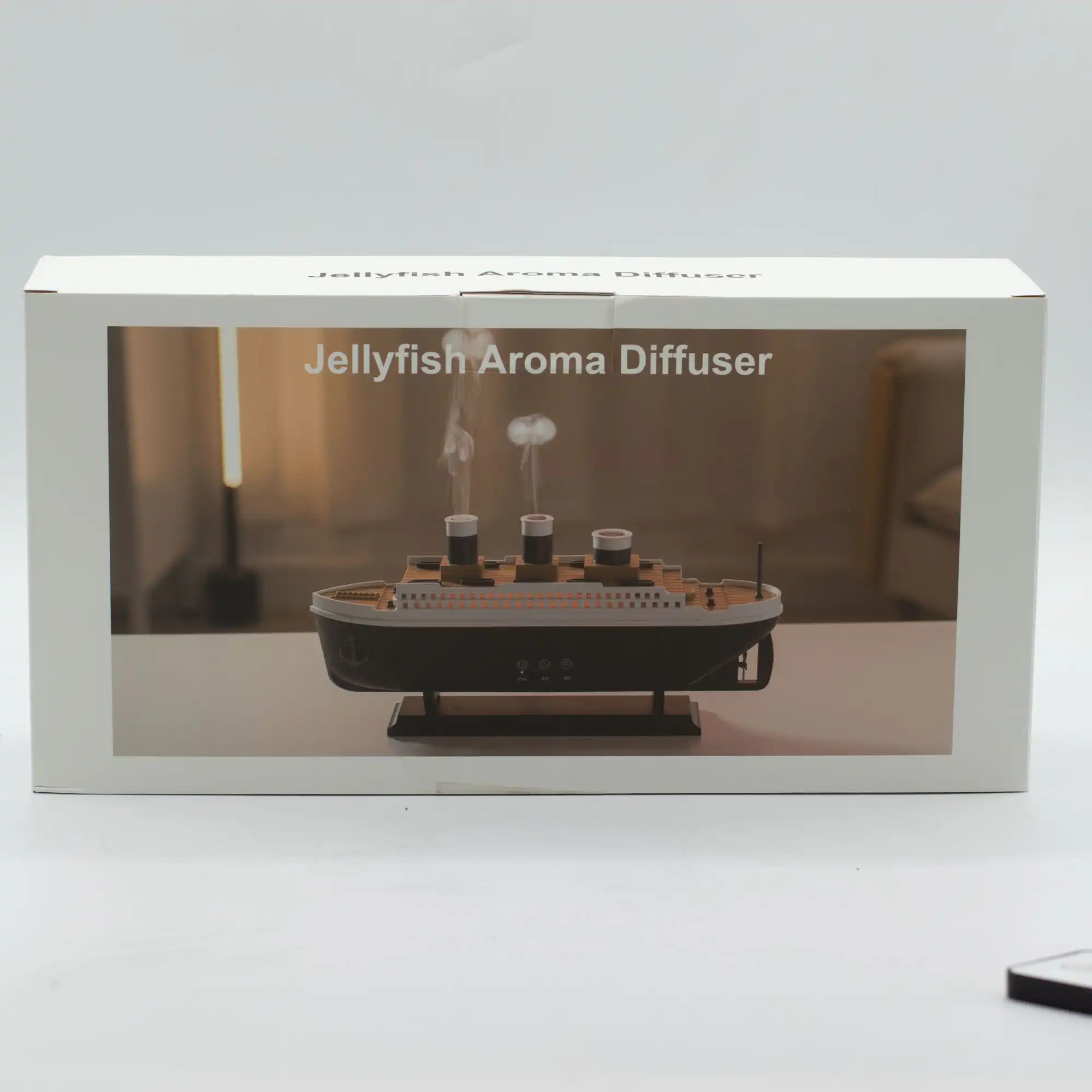 Ship Model Puff Effect Aroma Diffuser with Colour-Changing LED