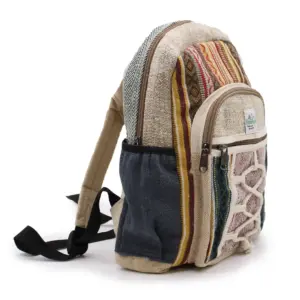 Small Backpack – Rope & Pockets Style | www.artisangoods.co.uk 3