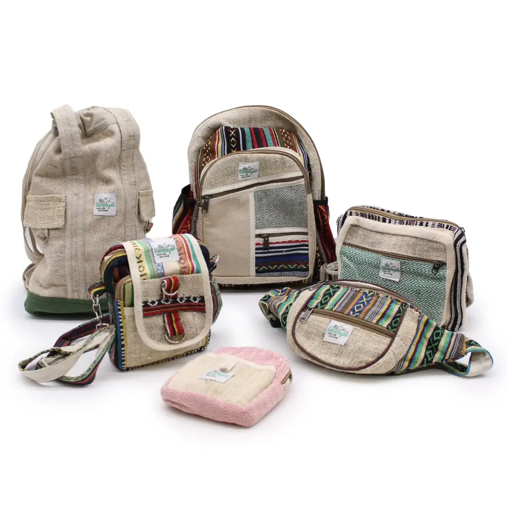 Small Backpack – Rope & Pockets Style | www.artisangoods.co.uk 2