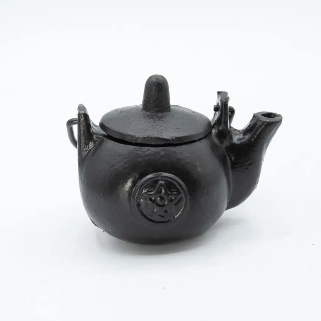 Small Cast Iron Ritual Pot with Pentagon 8x8x10cm | www.artisangoods.co.uk 2