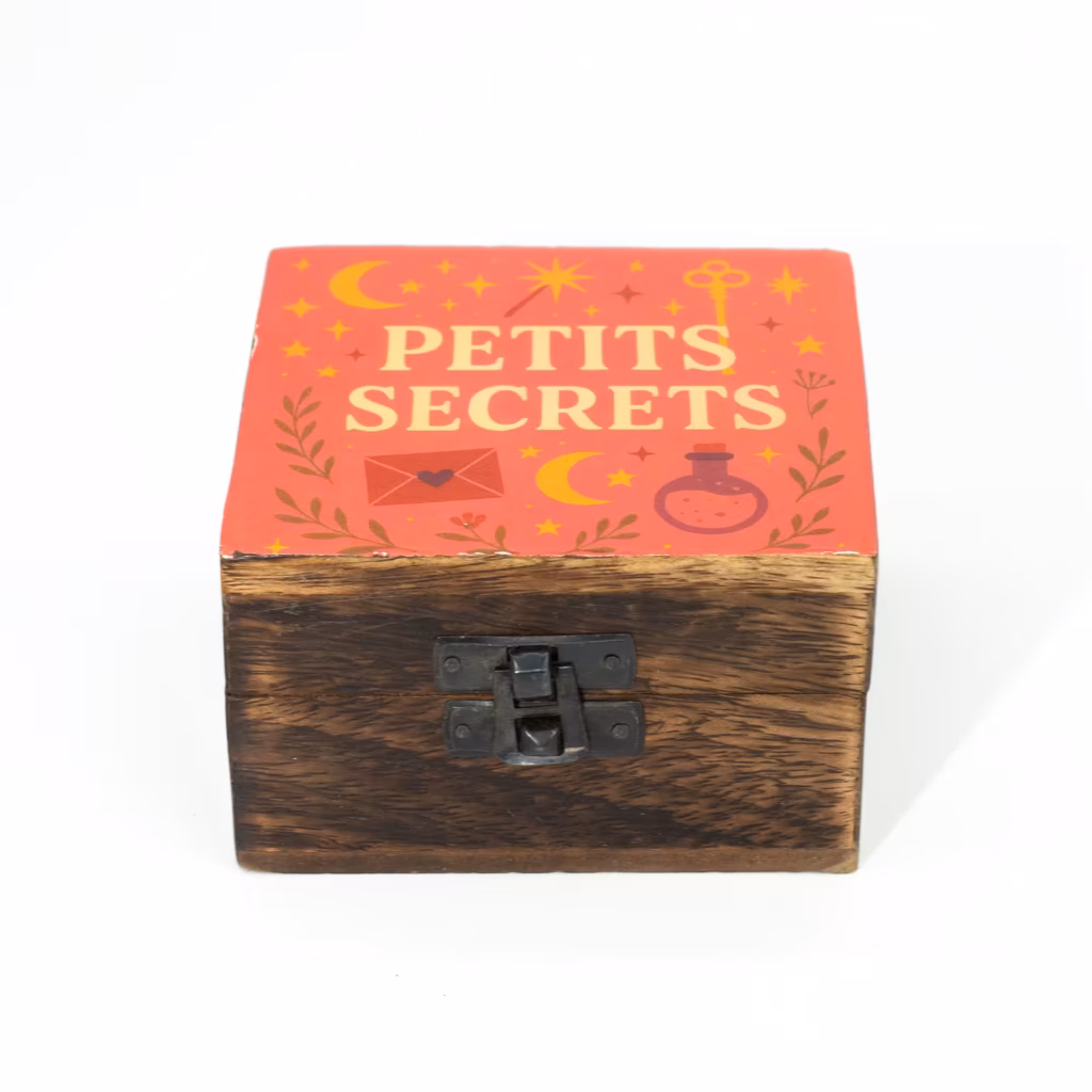 Small Enamelled Box  – Petite Secrets | www.artisangoods.co.uk 5