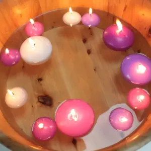 Small Floating Candle – Pink | www.artisangoods.co.uk 3