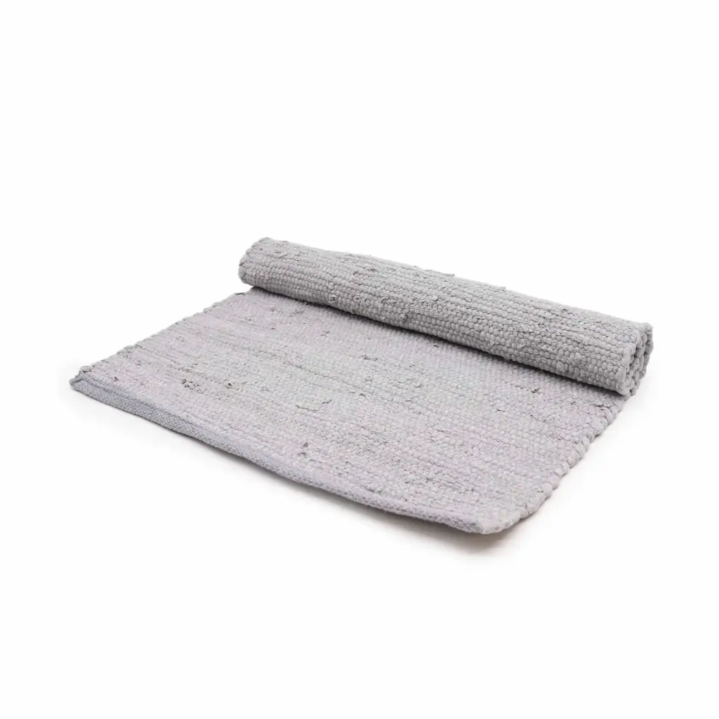 Small Indian Handloom Cotton Rug – Grey | www.artisangoods.co.uk 2 Small Indian Handloom Cotton Rug – Grey | www.artisangoods.co.uk 2