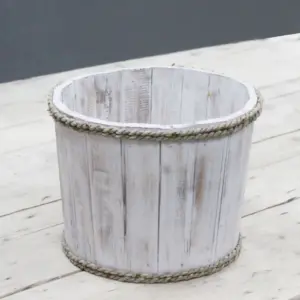 Small Nautical Display Tub – Whitewash 21x29cm | www.artisangoods.co.uk 4