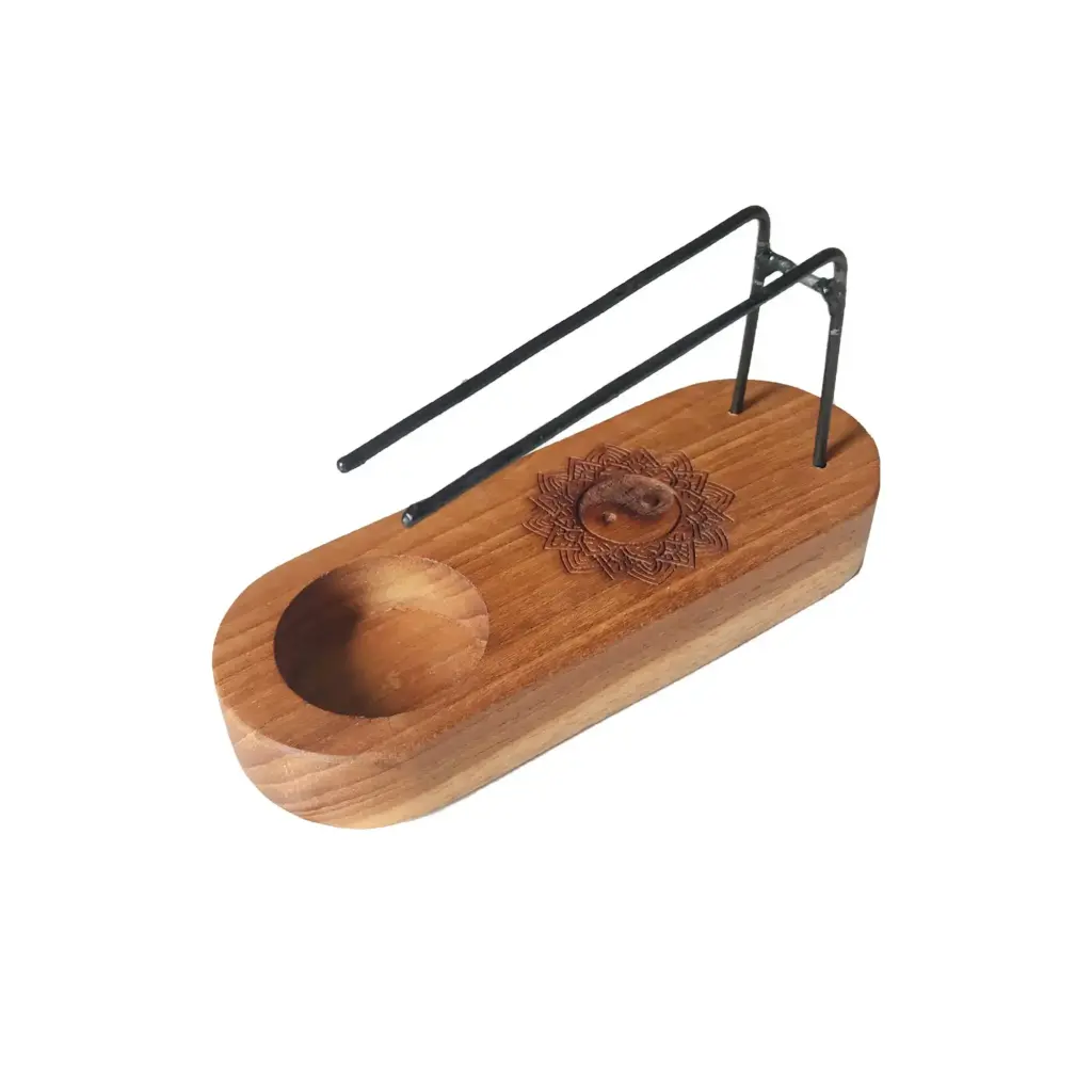 Small Palo Santo Heater – Teak Wood – Yin & Yang Design | www.artisangoods.co.uk