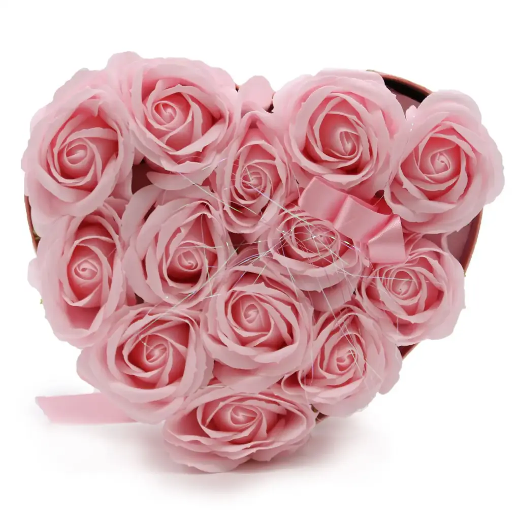Soap Flower Gift Bouquet – 13 Pink Roses – Heart | www.artisangoods.co.uk 2
