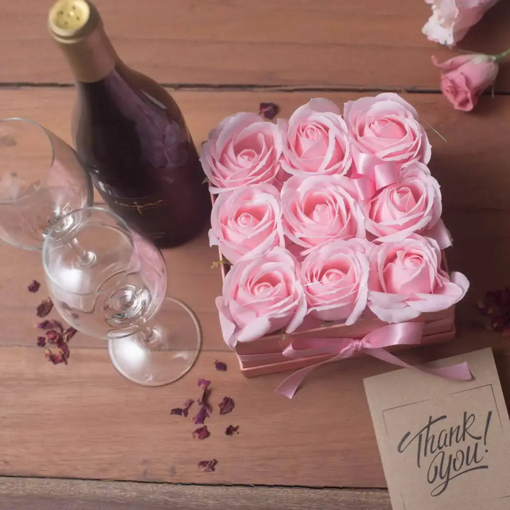 Soap Flower Gift Bouquet – 13 Pink Roses – Heart | www.artisangoods.co.uk 10