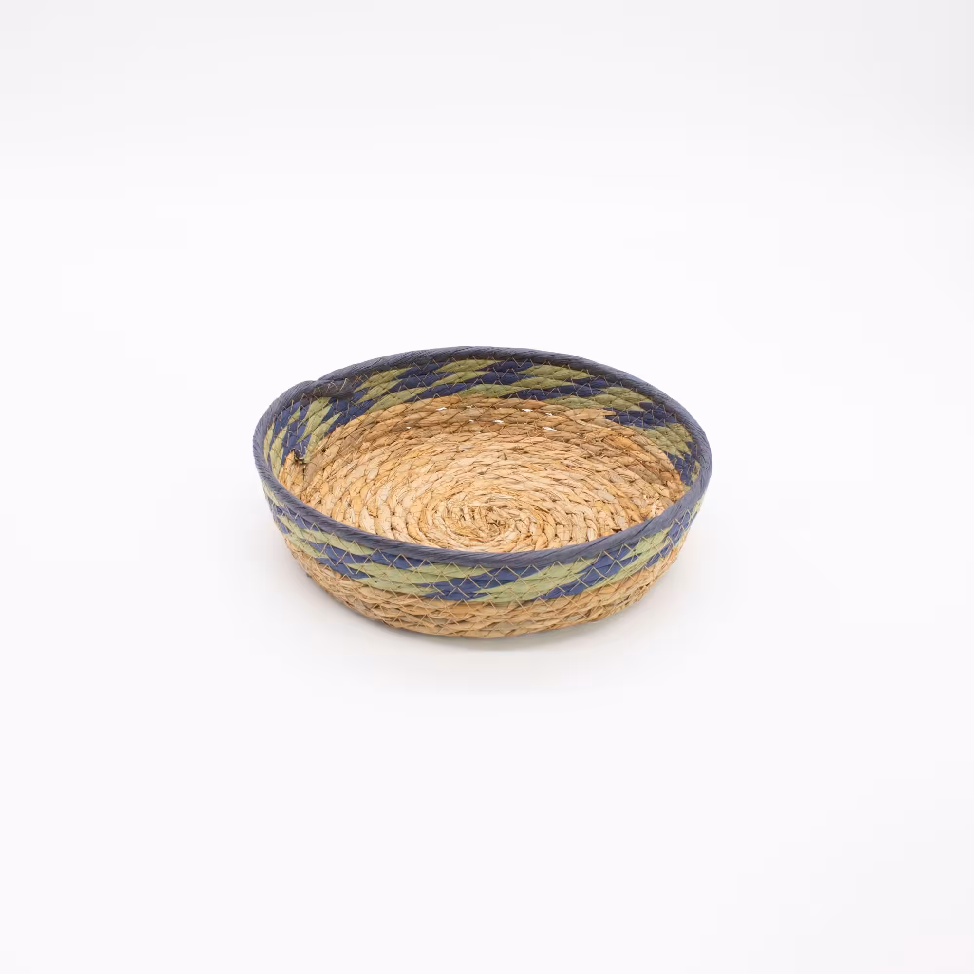 Straw & Seagrass Tray Baskets – Natural Green & Blue- Set of 3 | www.artisangoods.co.uk 7 Straw & Seagrass Tray Baskets - Natural Green & Blue- Set of 3 - Image 6