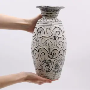 Swirls Shaped Vase – Cream | www.artisangoods.co.uk 4