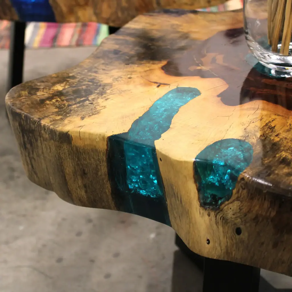 Tamarind and Resin Coffee Table – Aqua | www.artisangoods.co.uk 2