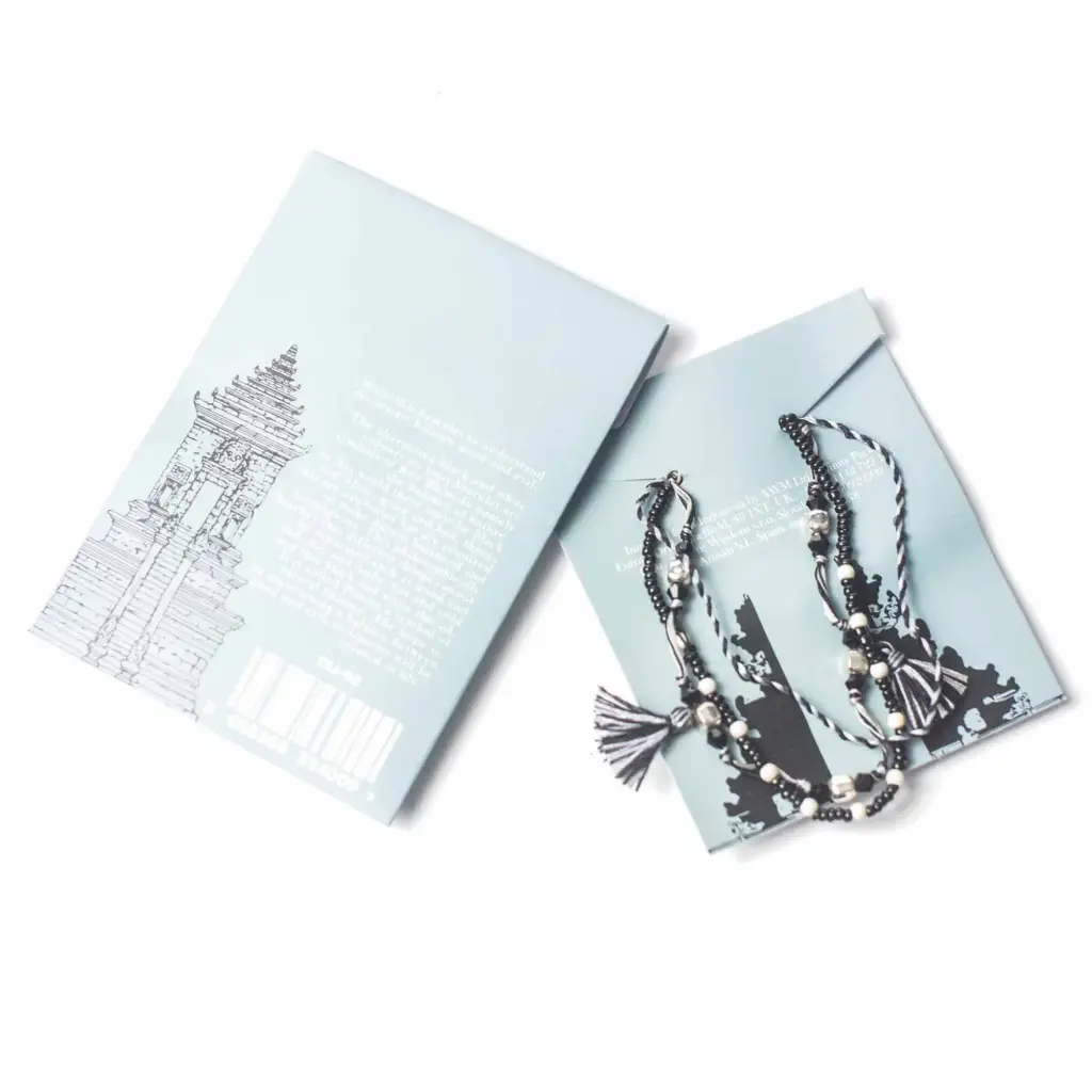 Temple String Bracelet – Power of Belief | www.artisangoods.co.uk 4 Temple String Bracelet – Power of Belief | www.artisangoods.co.uk 4