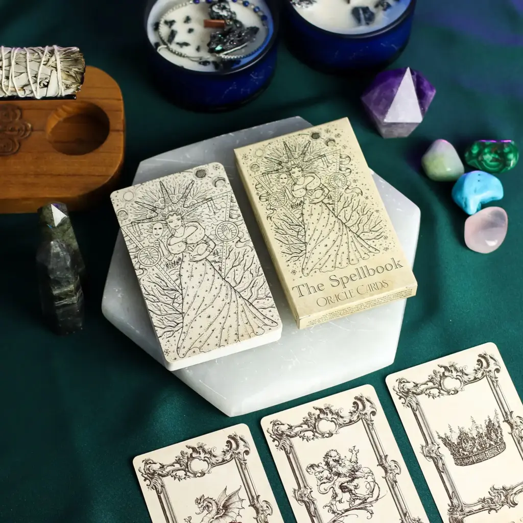 The Spellbook Oracle Cards- Witchcraft Deck | www.artisangoods.co.uk 9 The Spellbook Oracle Cards- Witchcraft Deck | www.artisangoods.co.uk 9