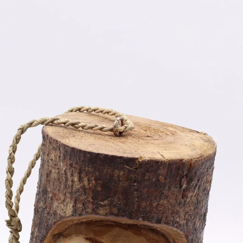 Tree Trunk Face – Bird House – Grumpy Old Man | www.artisangoods.co.uk 3 Tree Trunk Face – Bird House – Grumpy Old Man | www.artisangoods.co.uk 3