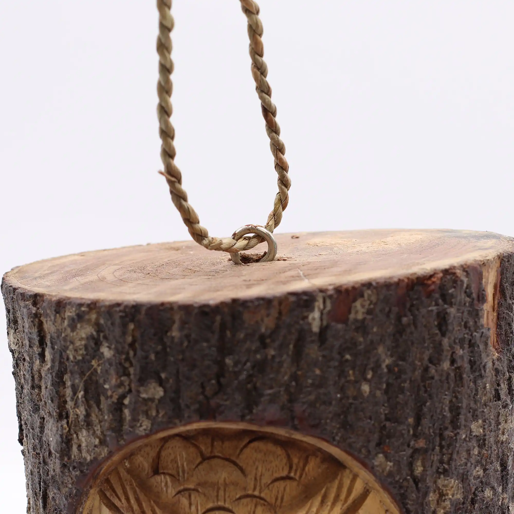 Tree Trunk Face – Bird House – Wise Owl | www.artisangoods.co.uk 4 Tree Trunk Face – Bird House – Wise Owl | www.artisangoods.co.uk 3