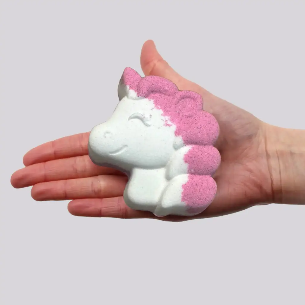 Unicorn Bathbomb 100g | www.artisangoods.co.uk 6 Unicorn Bathbomb 100g | www.artisangoods.co.uk 6