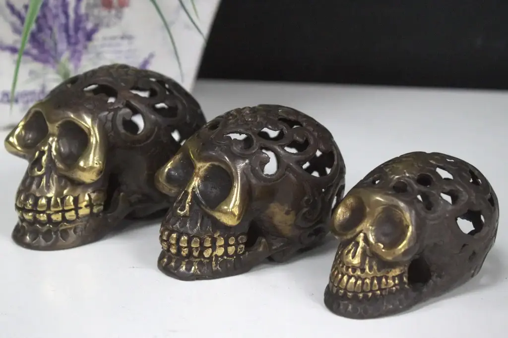 Vintage Brass Skull – Small | www.artisangoods.co.uk 6