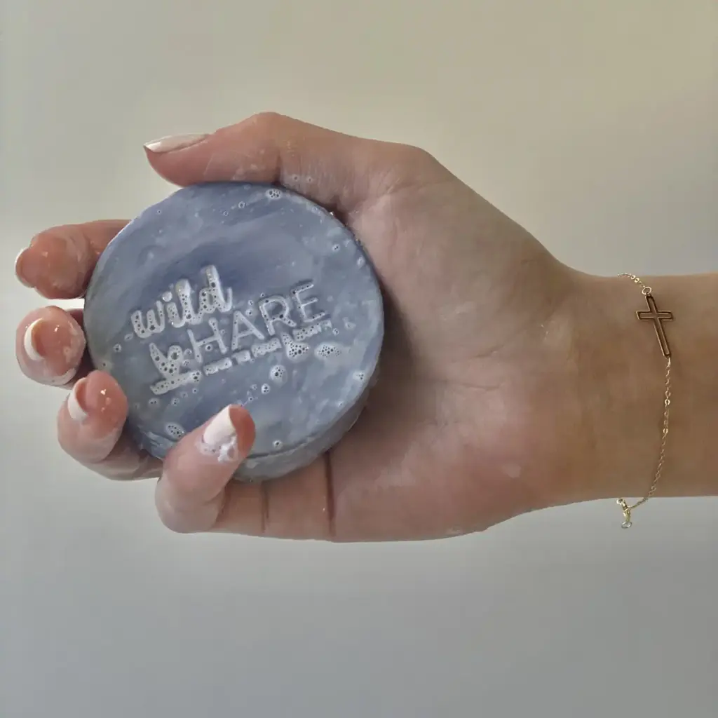Wild Hare Solid Shampoo 60g – Aloe Vera | www.artisangoods.co.uk 5 Wild Hare Solid Shampoo 60g – Aloe Vera | www.artisangoods.co.uk 5