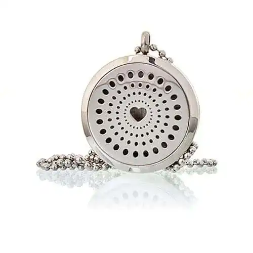 Aromatherapy Diffuser Necklace – Diamonds Heart 30mm | www.artisangoods.co.uk 2 Aromatherapy Diffuser Necklace – Diamonds Heart 30mm | www.artisangoods.co.uk 1