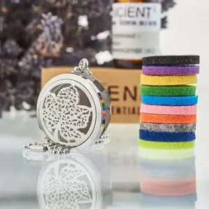 Aromatherapy Diffuser Necklace – Leaf 30mm | www.artisangoods.co.uk 2