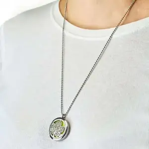 Aromatherapy Jewellery Necklace – Hamsa Chakra – 30mm | www.artisangoods.co.uk 5