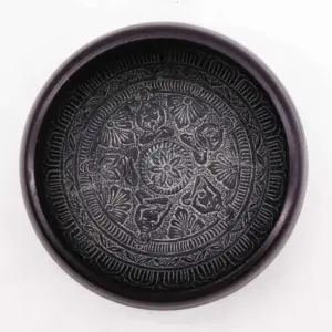 Earth Powder Singing Bowl – Om Five Buddha – 16cm | www.artisangoods.co.uk 2