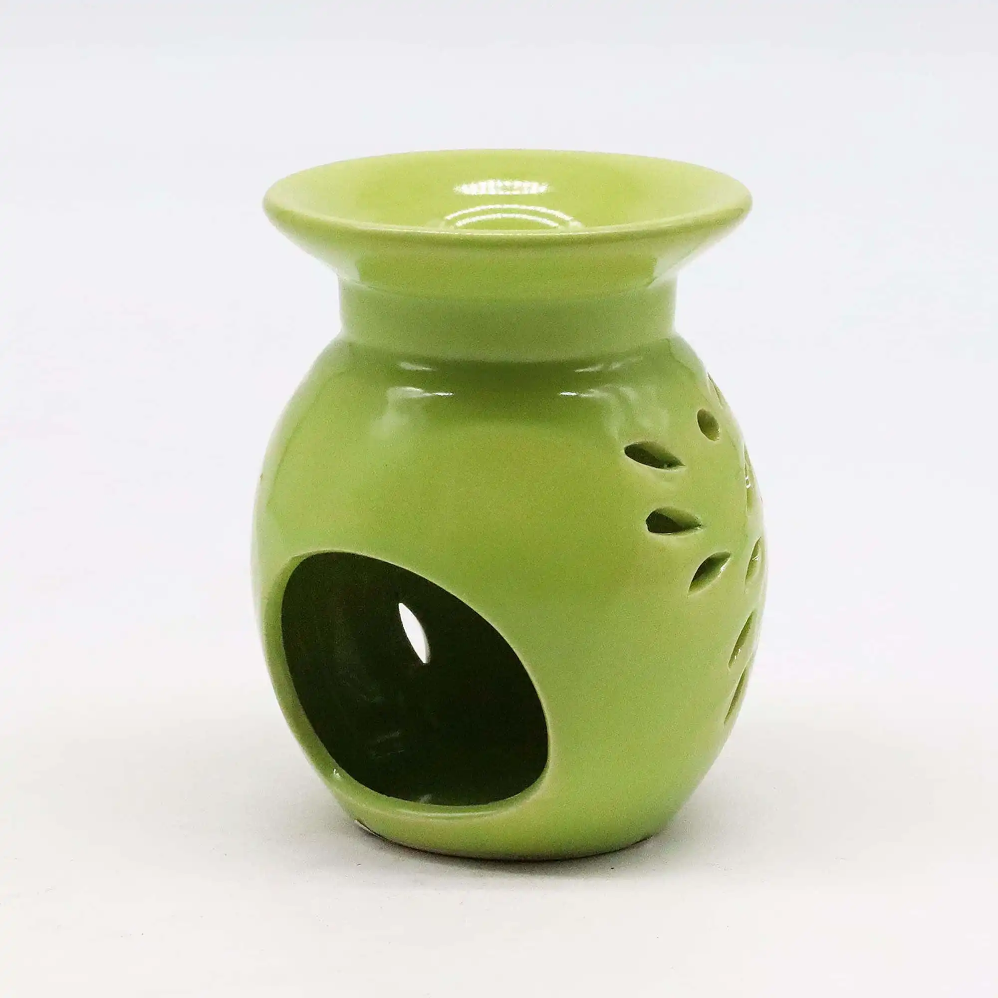 Floral Oil Burner – Lime | www.artisangoods.co.uk 3 Floral Oil Burner – Lime | www.artisangoods.co.uk 2