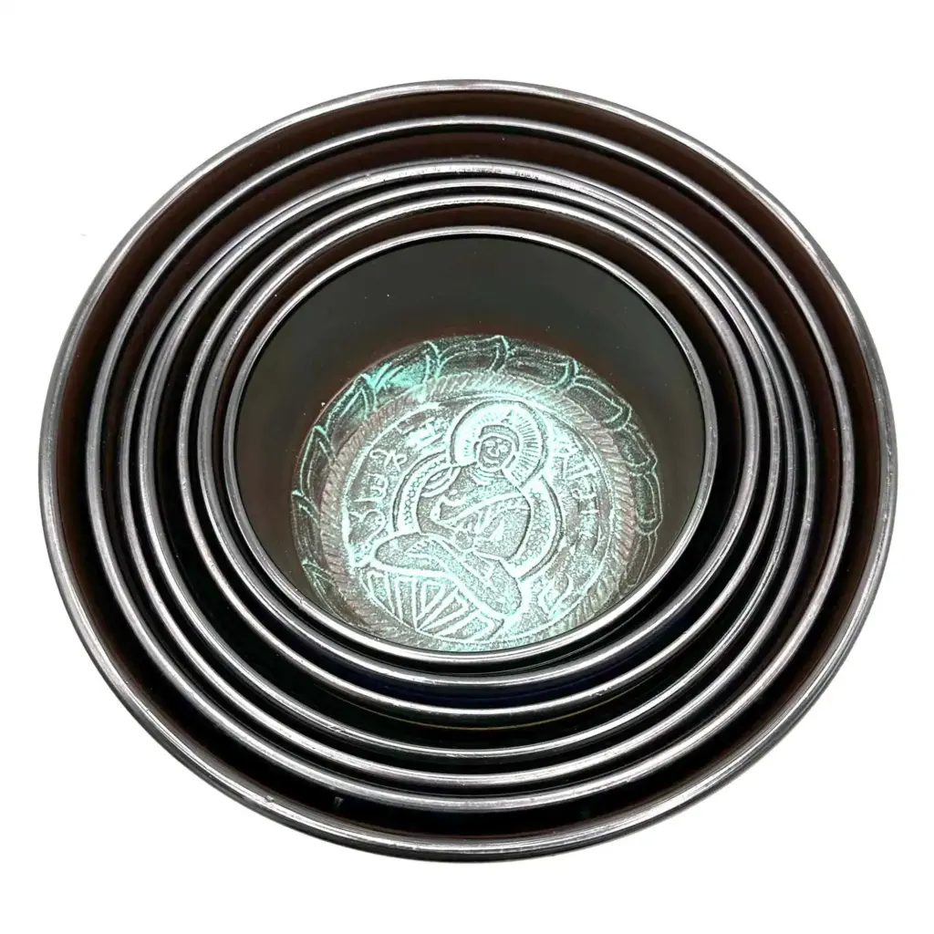 Large Chakra Set of Seven Singing Bowls (19.5-35cm) | www.artisangoods.co.uk 3