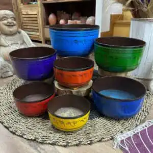 Large Chakra Set of Seven Singing Bowls (19.5-35cm) | www.artisangoods.co.uk 1